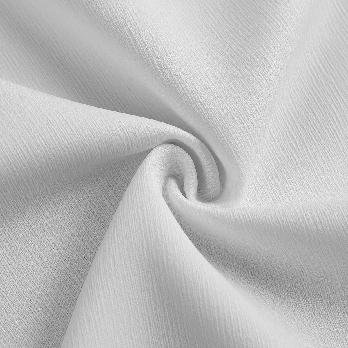High-quality chiffon fabric for a lightweight, airy feel