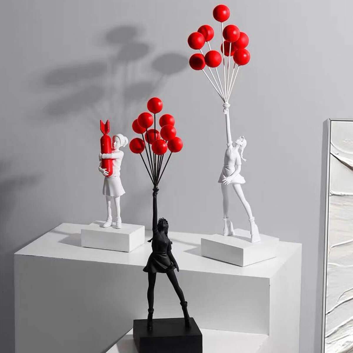 Enchanting Balloon Soar Sculpture