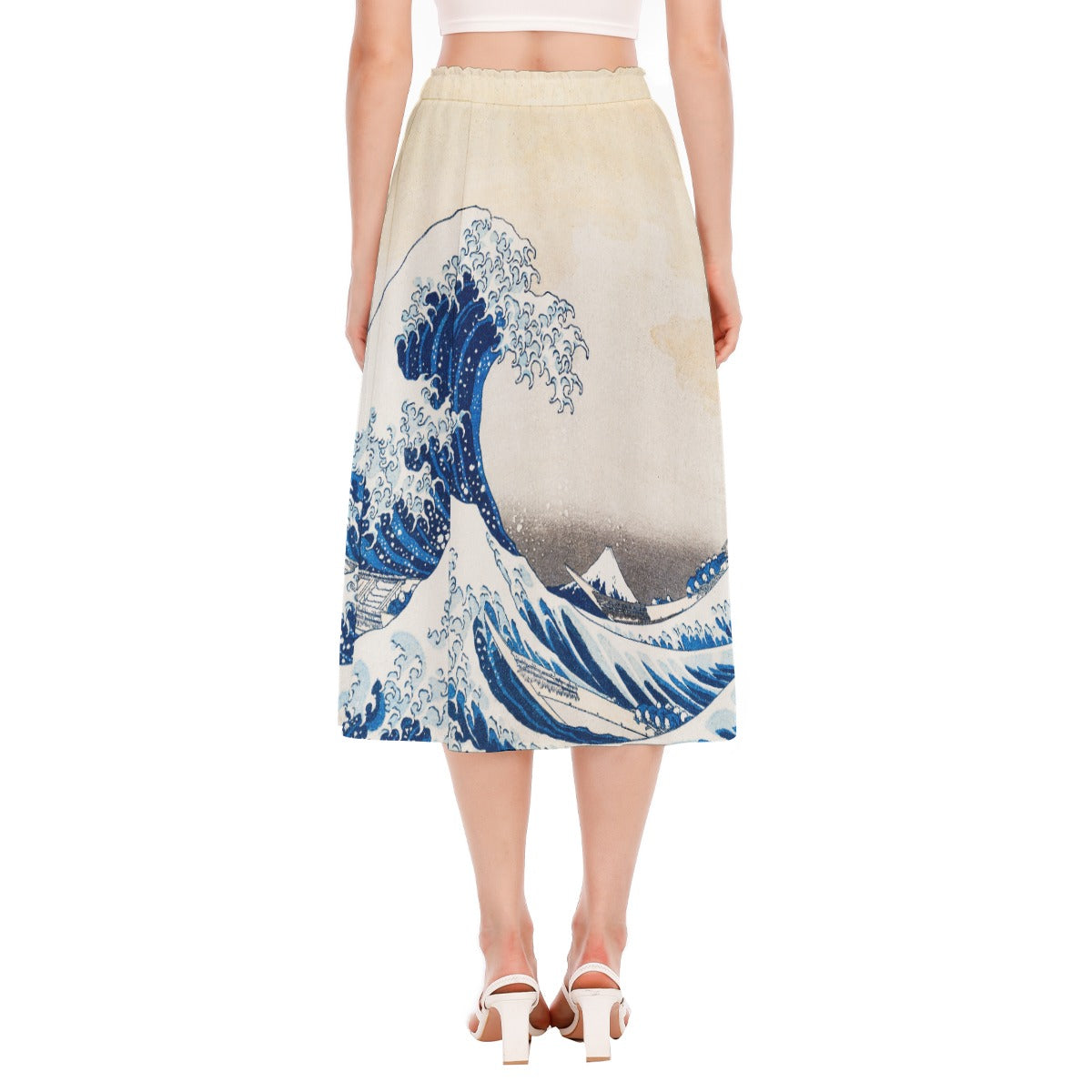 Under the Wave off Kanagawa-inspired fashion statement