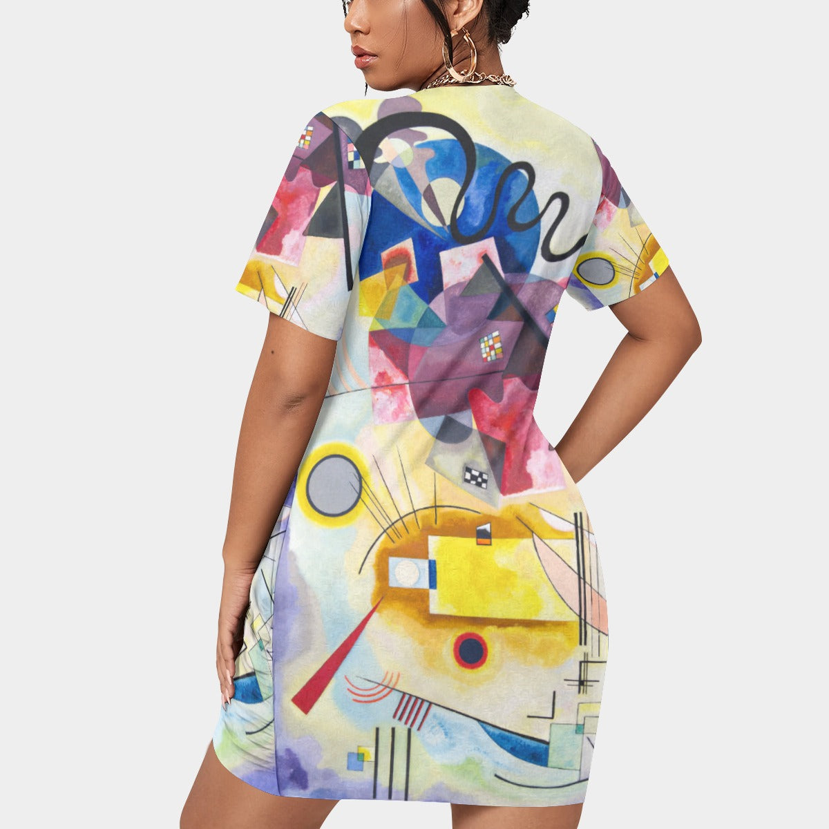 Plus size artistic clothing with eye-catching design